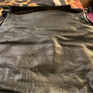 Like New Leather Dooney & Bourke Dylan Big Tote.